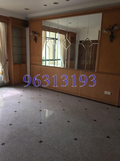 Gold Coast Condo (D5), Condominium #130136402